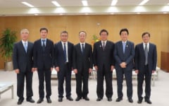 上海市人民代表大会常務委員会訪問団 表敬訪問の写真