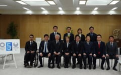 日本オリンピック委員会会長及び日本パラリンピック委員会会長 都議会訪問