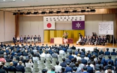 東京都名誉都民顕彰式及び東京都功労者表彰式の写真