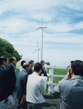 袖山高原の風力発電施設