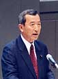 山崎孝明